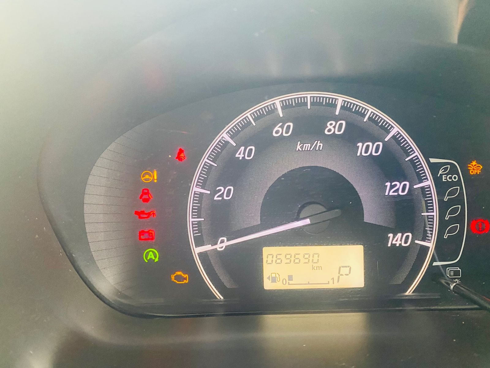 Vehicle photo thumbnail 2