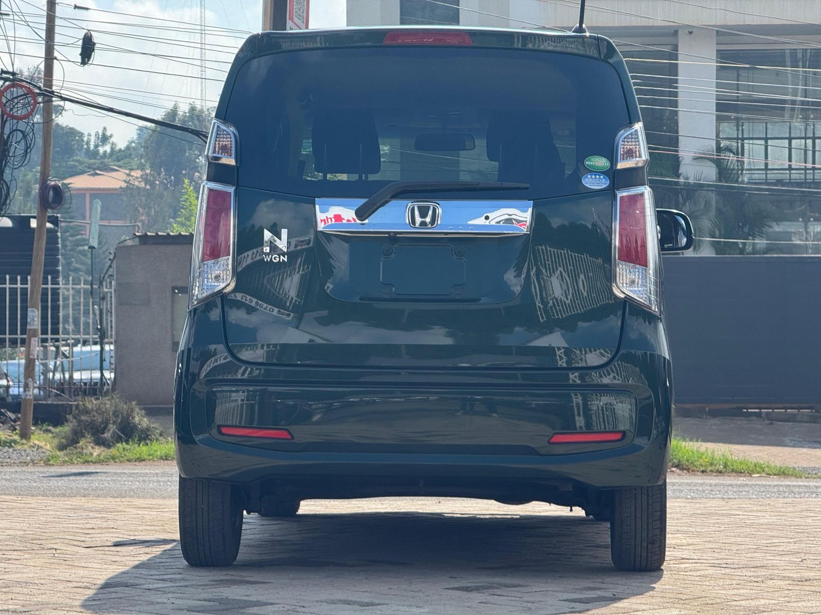 Vehicle photo thumbnail 2